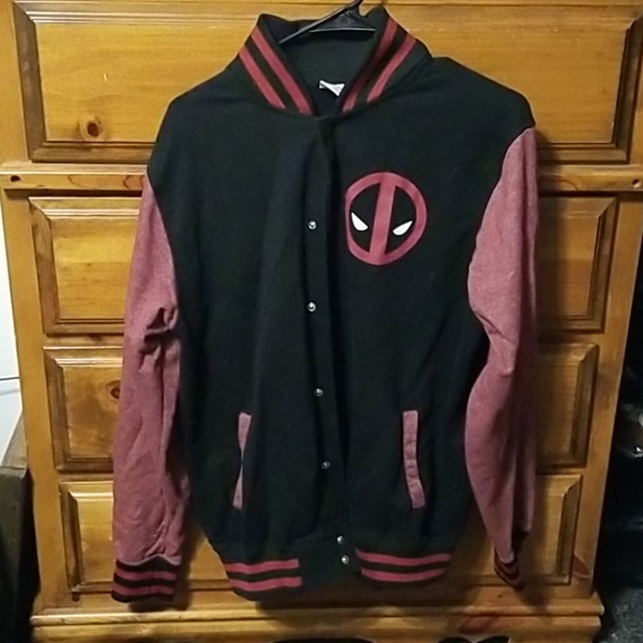 Marvel Other - Deadpool Marvel track jacket sweatshirt